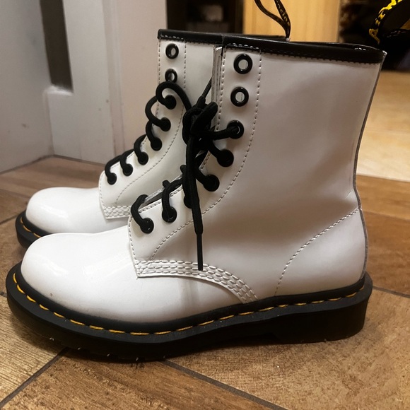 Dr. Martens White Lace-Up Boots - Picture 4 of 4